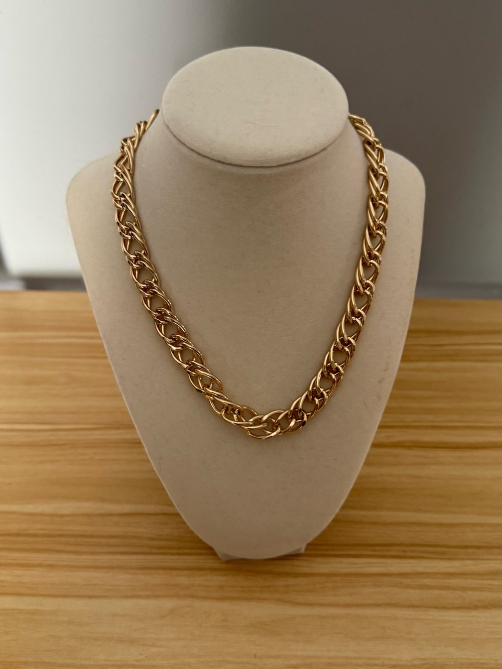 Polished Gold Link Necklace for Women